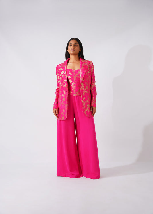 Amaara suit